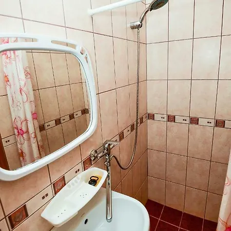 Проживание в семье Pas Eda