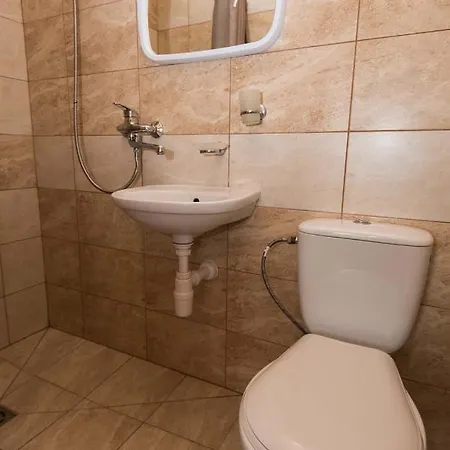 Проживание в семье Pas Eda